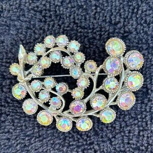 Vintage BSK Leaf Brooch Women's 3"x 2" Silver-tone Multi Aurora Borealis Signed